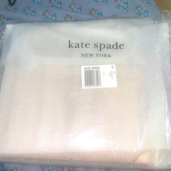 Kate Spade rose gold glitter crossbody bag NWT  Kate Spade crossbody k4624 - Picture 2 of 6
